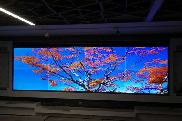 無縫拼接屏在城市售樓中心的應(yīng)用能起到哪些作用？