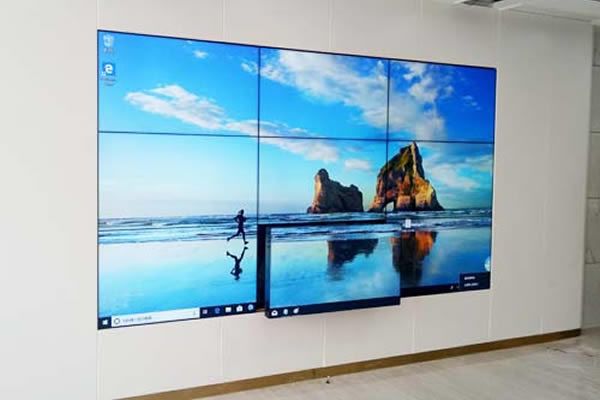 拼接屏的高性價比主要體現(xiàn)在哪些方面？