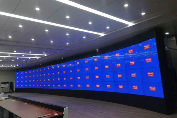 LCD拼接屏與LED顯示屏的區(qū)別有哪些，該如何選擇？