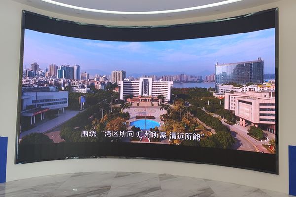 LED顯示屏和無(wú)縫拼接屏的區(qū)別有哪些