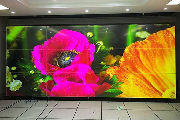 商場用LED全彩屏好還是無縫拼接屏好？