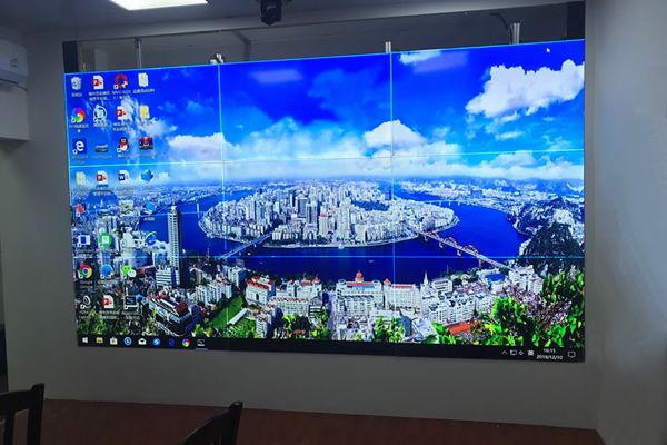 無縫拼接屏技術完美展現(xiàn)高清晰視覺盛宴