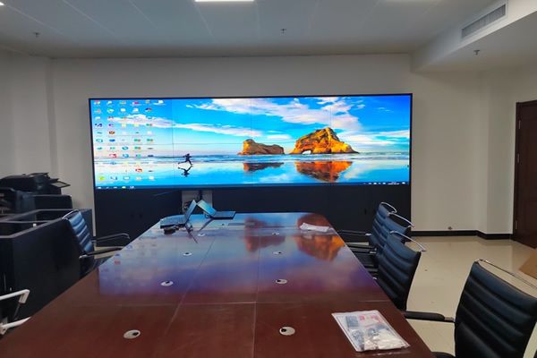 拼接屏廠家哪家好，可以參考這兩點(diǎn)來選擇