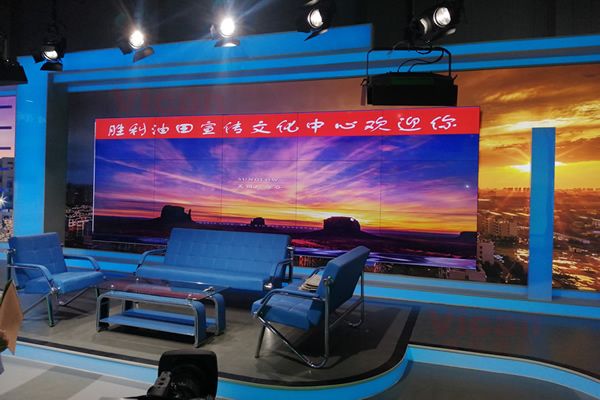 直播平臺使用拼接屏好，還是LED顯示屏好？