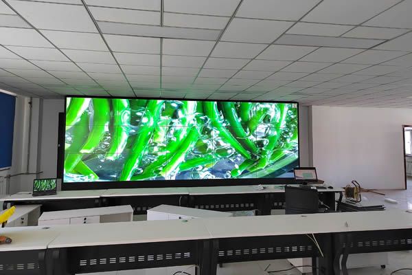 拼接屏可以在戶外場(chǎng)合使用嗎？