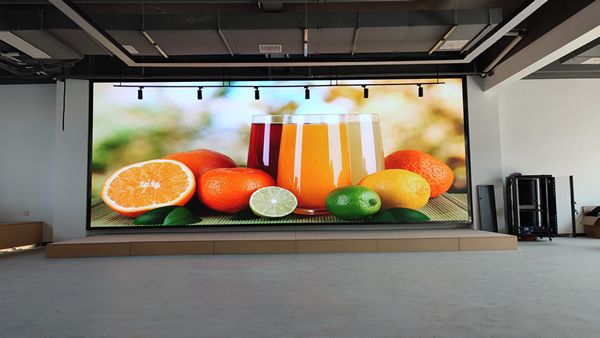 舞臺LED顯示屏解決方案，舞臺創(chuàng)意設計呈現(xiàn)精彩演繹