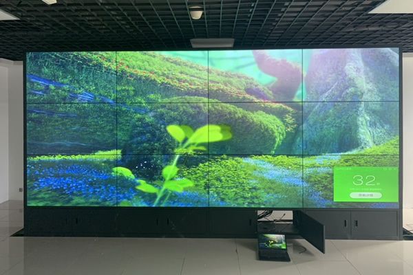 液晶拼接屏是定制產(chǎn)品的嗎，定制方案如何設(shè)計？