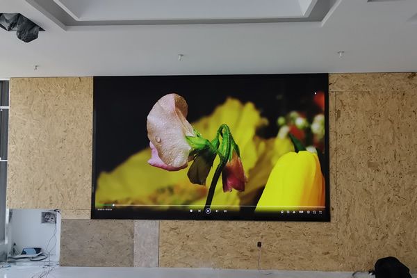 大型會議室用哪種顯示屏好？