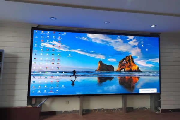 學校大廳用什么大屏好，要怎么選擇？