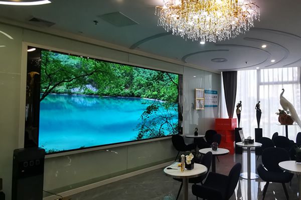 LED顯示屏可以當(dāng)家庭電視使用嗎，用哪種規(guī)格型號(hào)的好？